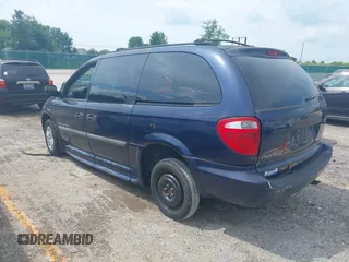 2006 Dodge Grand Caravan SE with VIN 1D4GP24R46B616721, listed as a IAAI auction lot 42543304 with 180,001 mi miles and . Bid and sale history available at DreamBid. Image 3.
