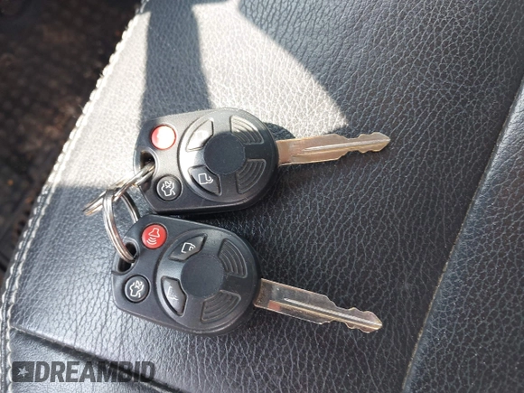 2010 Ford Fusion Hybrid с VIN 3FADP0L37AR283930, выставлен на аукционе IAAI как лот 42494005 с пробегом 179 592 миль миль и . История ставок и продаж доступна на DreamBid. Изображение 11.