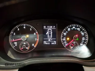 2012 Volkswagen Passat SE с VIN 1VWBP7A33CC087804, выставлен на аукционе Copart как лот 51171745 с пробегом 170 512 миль миль и Чистый • Clean title. История ставок и продаж доступна на DreamBid. Изображение 9.