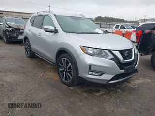 2020 Nissan Rogue SL with VIN 5N1AT2MTXLC701980, listed as a IAAI auction lot 41032122 with 85,287 mi miles. Bid and sale history available at carsss.com. Image 1.