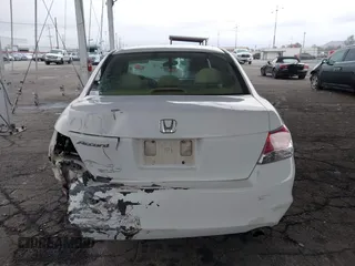 2008 Honda Accord LX z VIN 1HGCP26318A106812, wystawiony jako IAAI lot #41741788 z przebiegiem 117 140 mil mil oraz . Historia ofert i sprzedaży dostępna na DreamBid. Obrazek 17.