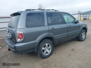 2008 Honda Pilot EX-L with VIN 5FNYF18748B029474, listed as a IAAI auction lot 41711002 with 185,035 mi miles. Bid and sale history available at carsss.com. Image 4.