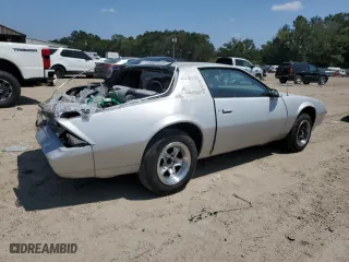 1986 Chevrolet Camaro Z28 Sport with VIN 1G1FP87H8GL201596, listed as a Copart auction lot 68368724 with 45,983 mi miles and Salvage Title. Bid and sale history available at carsss.com. Image 3.