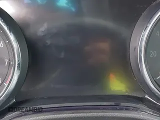 2020 Buick Encore GX Select z VIN KL4MMDSL1LB119733, wystawiony jako IAAI lot #41602514 z przebiegiem Nie podano mil oraz . Historia ofert i sprzedaży dostępna na DreamBid. Obrazek 15.