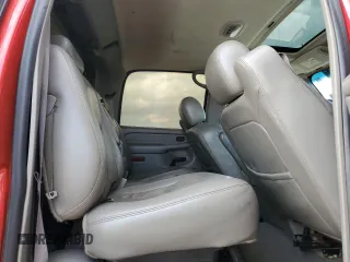2005 Chevrolet Avalanche LS with VIN 3GNEC12Z85G271168, listed as a Copart auction lot 72770854 with 127,474 mi miles and Salvage Title. Bid and sale history available at carsss.com. Image 10.