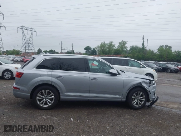 2019 Audi Q7 Premium Plus with VIN WA1LAAF76KD011711, listed as a IAAI auction lot 42266568 with 74,618 mi miles and . Bid and sale history available at DreamBid. Image 13.