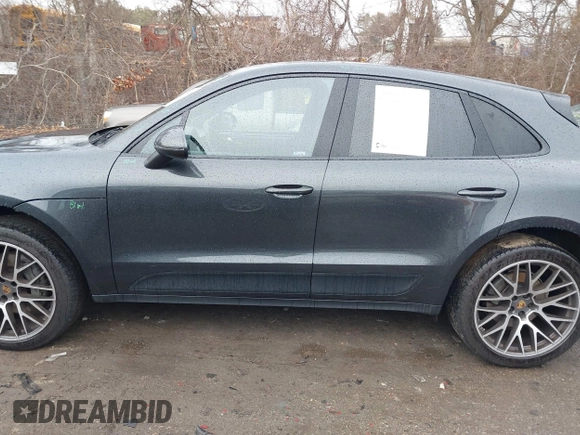 2019 Porsche Macan S с VIN WP1AB2A54KLB31467, выставлен на аукционе IAAI как лот 41554206 с пробегом 45 743 миль миль и . История ставок и продаж доступна на DreamBid. Изображение 15.