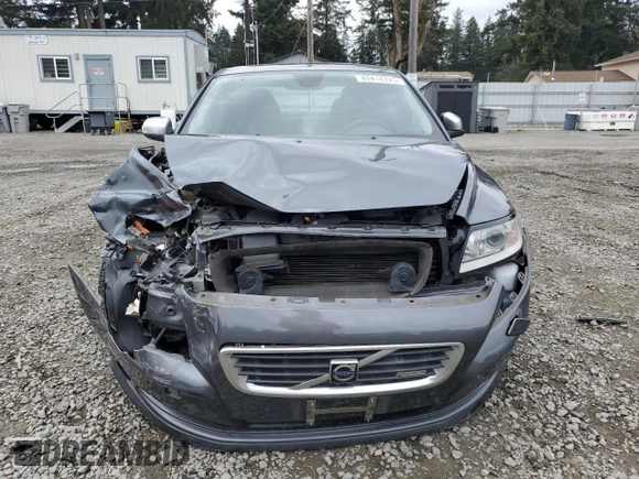2010 Volvo S40 R-Design with VIN YV1672MH2A2511808, listed as a Copart auction lot 47414725 with 101,389 mi miles and Salvage Title. Bid and sale history available at carsss.com. Image 5.