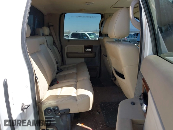 2004 Ford F-150 XLT with VIN 1FTPW14554KC29812, listed as a IAAI auction lot 41981798 with 225,155 mi miles. Bid and sale history available at carsss.com. Image 8.