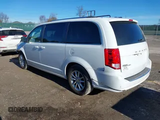 2019 Dodge Grand Caravan SXT with VIN 2C4RDGCG3KR752667, listed as a IAAI auction lot 41685273 with 171,352 mi miles and . Bid and sale history available at DreamBid. Image 3.