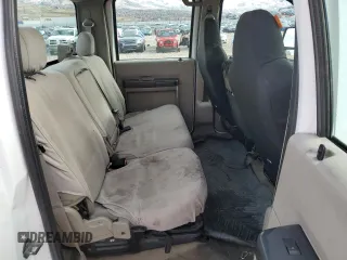 2008 Ford F-250 XL z VIN 1FTSW21Y28EB35230, wystawiony jako Copart lot #86930534 z przebiegiem 103 332 mil mil oraz Czysty tytuł • Clean title. Historia ofert i sprzedaży dostępna na DreamBid. Obrazek 10.