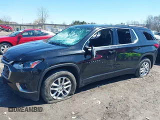 2019 Chevrolet Traverse LT Cloth with VIN 1GNEVGKW1KJ193586, listed as a IAAI auction lot 42044908 with 137,823 mi miles. Bid and sale history available at carsss.com. Image 23.