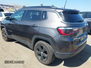 2021 Jeep Compass Latitude with VIN 3C4NJDBB1MT578819, listed as a IAAI auction lot 42288394 with 43,208 mi miles and . Bid and sale history available at DreamBid. Image 3.