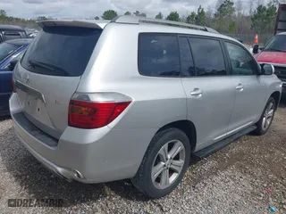 2008 Toyota Highlander Sport with VIN JTEDS43A682015430, listed as a IAAI auction lot 41690792 with 188,416 mi miles. Bid and sale history available at carsss.com. Image 4.