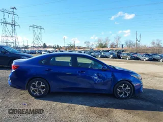 2019 Kia Forte LXS with VIN 3KPF24AD8KE063628, listed as a IAAI auction lot 41508085 with 150,564 mi miles. Bid and sale history available at carsss.com. Image 13.