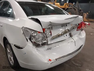 2016 Chevrolet Cruze Limited LT with VIN 1G1PE5SB7G7123655, listed as a IAAI auction lot 41664705 with 123,729 mi miles. Bid and sale history available at carsss.com. Image 6.