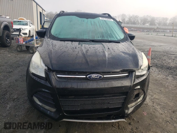2014 Ford Escape SE with VIN 1FMCU9GX2EUC86115, listed as a Copart auction lot 82810324 with 212,346 mi miles and Salvage Title. Bid and sale history available at DreamBid. Image 5.