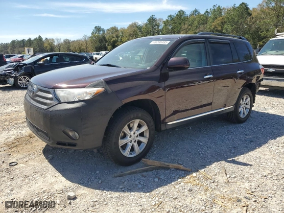 2013 Toyota Highlander with VIN 5TDZK3EHXDS142277, listed as a Copart auction lot 49280485 with 92,459 mi miles and Salvage Title. Bid and sale history available at carsss.com. Image 1.