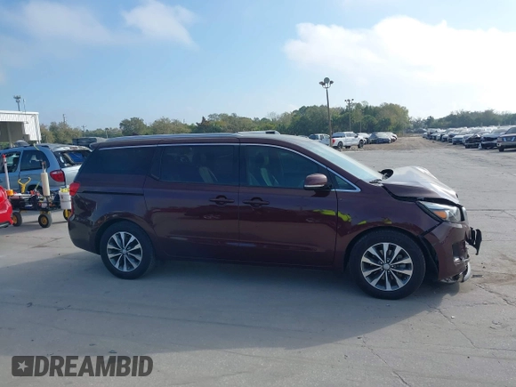 2016 Kia Sedona EX with VIN KNDMC5C1XG6139621, listed as a IAAI auction lot 41545975 with 111,274 mi miles. Bid and sale history available at carsss.com. Image 13.