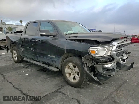 2021 Ram 1500 Big Horn z VIN 1C6RREFG3MN533006, wystawiony jako Copart lot #86377794 z przebiegiem 98 354 mil mil oraz Szkoda całkowita • Salvage title. Historia ofert i sprzedaży dostępna na DreamBid. Obrazek 10.