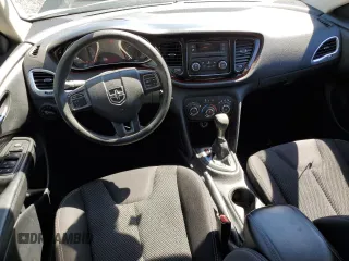 2015 Dodge Dart SXT z VIN 1C3CDFBB6FD265465, wystawiony jako Copart lot #49398045 z przebiegiem 129 931 mil mil oraz Szkoda całkowita • Salvage title. Historia ofert i sprzedaży dostępna na DreamBid. Obrazek 8.