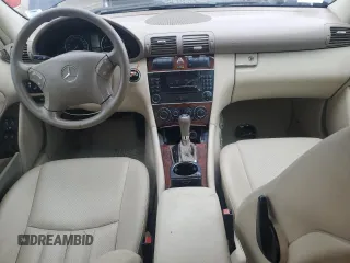 2007 Mercedes-Benz C 230 Sport z VIN WDBRF52H87F862300, wystawiony jako Copart lot #63979635 z przebiegiem 219 559 mil mil oraz Czysty tytuł • Clean title. Historia ofert i sprzedaży dostępna na DreamBid. Obrazek 8.