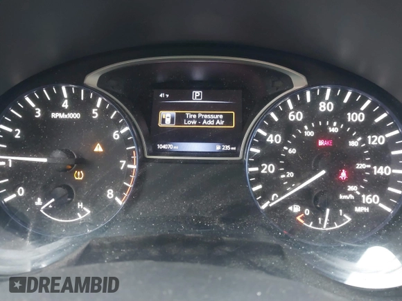 2017 Nissan Altima SV with VIN 1N4AL3AP4HC110638, listed as a IAAI auction lot 38587511 with 104,070 mi miles and . Bid and sale history available at carsss.com. Image 7.