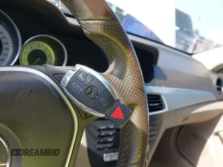 2013 Mercedes-Benz C 250 с VIN WDDGJ4HB2DG089470, выставлен на аукционе IAAI как лот 41925359 с пробегом 113 160 миль миль и . История ставок и продаж доступна на DreamBid. Изображение 11.
