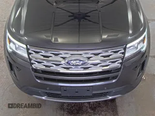 2019 Ford Explorer XLT z VIN 1FM5K8D85KGB20171, wystawiony jako IAAI lot #42767312 z przebiegiem 83 569 mil mil oraz . Historia ofert i sprzedaży dostępna na DreamBid. Obrazek 34.