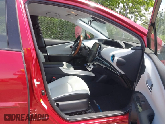 2017 Toyota Prius Plus z VIN JTDKARFP9H3022524, wystawiony jako IAAI lot #42527901 z przebiegiem 44 809 mil mil oraz . Historia ofert i sprzedaży dostępna na DreamBid. Obrazek 5.