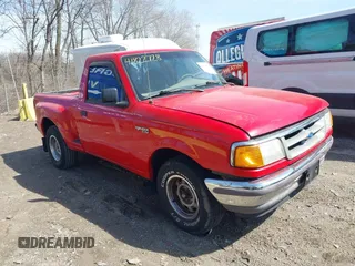 1997 Ford Ranger XLT with VIN 1FTCR10A4VPB39564, listed as a IAAI auction lot 41822728 with 138,568 mi miles. Bid and sale history available at carsss.com. Image 1.