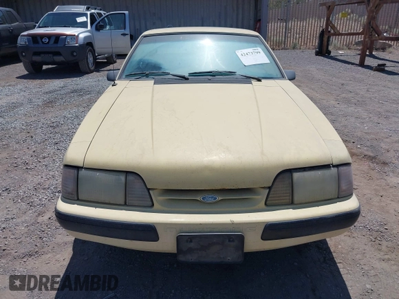 1988 Ford Mustang z VIN 1FABP41AXJF163469, wystawiony jako IAAI lot #42473799 z przebiegiem 89 307 mil mil oraz . Historia ofert i sprzedaży dostępna na DreamBid. Obrazek 6.