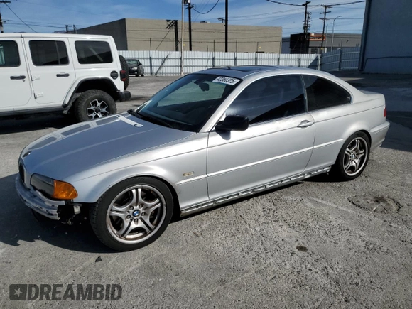 2002 BMW 3 Series 330Ci with VIN WBABN53432PH00160, listed as a Copart auction lot 42356525 with 184,495 mi miles and Salvage Title. Bid and sale history available at carsss.com. Image 1.
