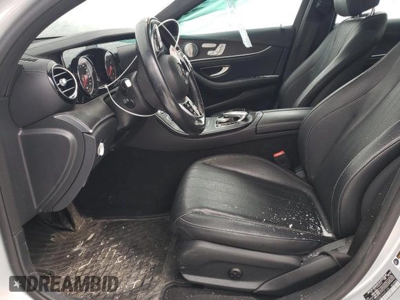 2019 Mercedes-Benz E-Class E 300 with VIN WDDZF4KB6KA635108, listed as a Copart auction lot 46332035 with 71,417 mi miles and Salvage Title. Bid and sale history available at carsss.com. Image 7.