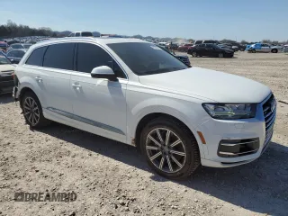 2017 Audi Q7 Prestige with VIN WA1VAAF75HD002676, listed as a Copart auction lot 49992565 with 143,814 mi miles and Salvage Title. Bid and sale history available at carsss.com. Image 4.