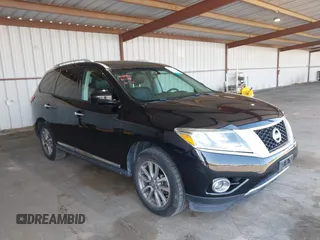 2016 Nissan Pathfinder Platinum with VIN 5N1AR2MM4GC632670, listed as a IAAI auction lot 42433320 with 92,686 mi miles and . Bid and sale history available at DreamBid. Image 1.