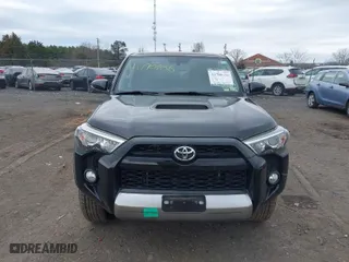2018 Toyota 4Runner SR5 with VIN JTEBU5JR0J5590207, listed as a IAAI auction lot 41790656 with 73,590 mi miles. Bid and sale history available at carsss.com. Image 12.