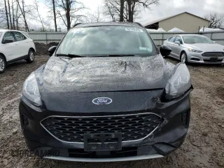 2021 Ford Escape SE Hybrid with VIN 1FMCU0BZ1MUA03951, listed as a Copart auction lot 50740465 with 45,564 mi miles and Salvage title. Bid and sale history available at DreamBid. Image 5.