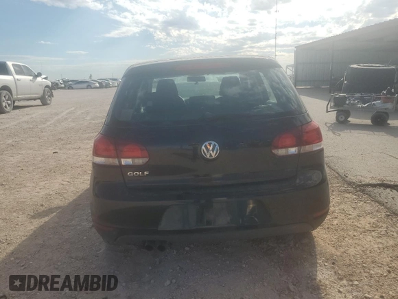 2013 Volkswagen Golf с VIN WVWDB7AJ3DW126836, выставлен на аукционе Copart как лот 68328644 с пробегом 151 670 миль миль и Списание • Salvage title. История ставок и продаж доступна на DreamBid. Изображение 6.