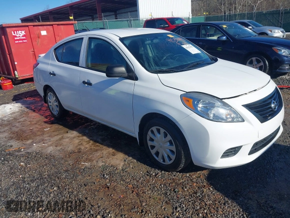 2014 Nissan Versa SV with VIN 3N1CN7AP8EL856906, listed as a IAAI auction lot 41537991 with 75,798 mi miles. Bid and sale history available at carsss.com. Image 1.