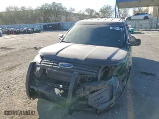 2017 Ford Police Interceptor Utility with VIN 1FM5K8AR7HGC25025, listed as a Copart auction lot 45196215 with 110,447 mi miles and Salvage Title. Bid and sale history available at carsss.com. Image 11.