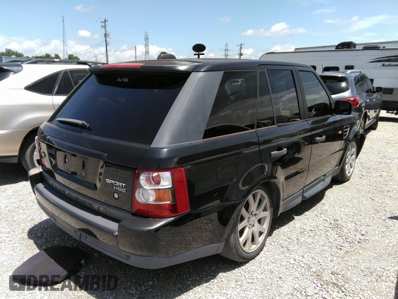 2007 Land Rover Range Rover Sport HSE с VIN SALSK25437A106790, выставлен на аукционе IAAI как лот 42560218 с пробегом 214 365 миль миль и . История ставок и продаж доступна на DreamBid. Изображение 4.