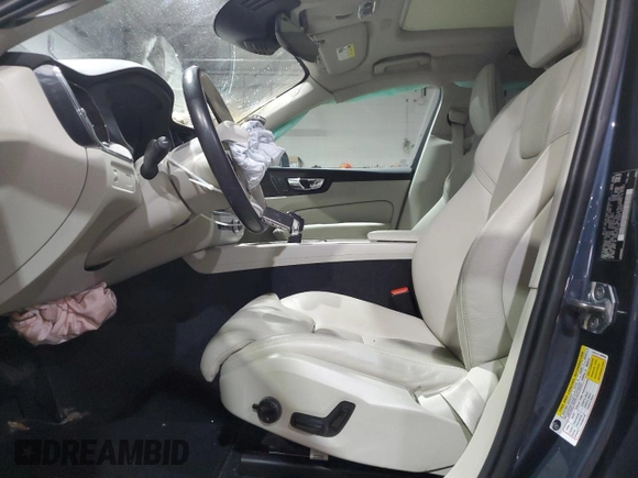 2020 Volvo XC60 Inscription with VIN YV4A22RL0L1549281, listed as a Copart auction lot 44229645 with 80,221 mi miles and Salvage title. Bid and sale history available at DreamBid. Image 7.