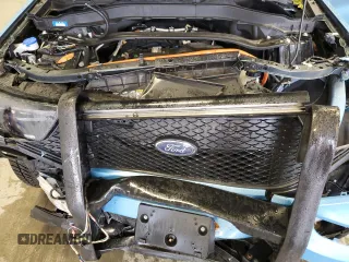 2022 Ford Police Interceptor Utility z VIN 1FM5K8AW1NNA09765, wystawiony jako Copart lot #71442844 z przebiegiem Nie podano mil oraz Szkoda całkowita • Salvage title. Historia ofert i sprzedaży dostępna na DreamBid. Obrazek 12.