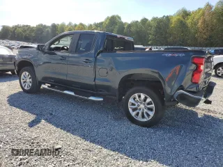2020 Chevrolet Silverado 1500 LT with VIN 1GCRYDED1LZ155210, listed as a Copart auction lot 74207084 with 0 mi miles and Salvage Title. Bid and sale history available at carsss.com. Image 2.