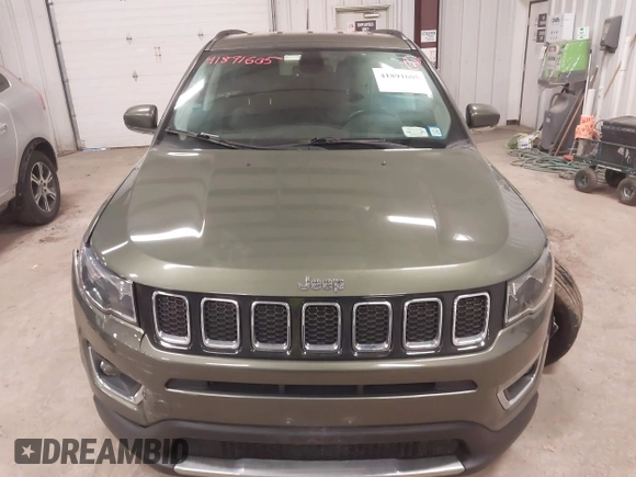 2020 Jeep Compass Limited with VIN 3C4NJDCB0LT127121, listed as a IAAI auction lot 41891605 with 110,373 mi miles. Bid and sale history available at carsss.com. Image 12.