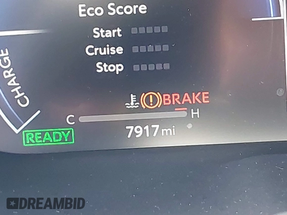 2024 Toyota RAV4 Hybrid XSE with VIN 4T3E6RFV8RU153892, listed as a IAAI auction lot 41848730 with 7,917 mi miles and . Bid and sale history available at carsss.com. Image 15.