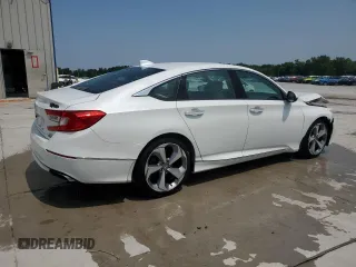 2019 Honda Accord Touring with VIN 1HGCV2F94KA032996, listed as a Copart auction lot 60283715 with 57,365 mi miles and Salvage title. Bid and sale history available at DreamBid. Image 3.