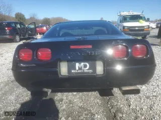 1993 Chevrolet Corvette with VIN 1G1YY23P2P5100106, listed as a Copart auction lot 80631194 with 144,981 mi miles and Salvage Title. Bid and sale history available at carsss.com. Image 6.