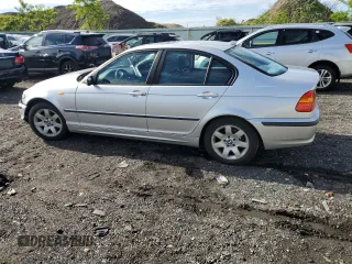 2004 BMW 3 Series 325i z VIN WBAET374X4NJ83744, wystawiony jako Copart lot #58296045 z przebiegiem 129 955 mil mil oraz Szkody całkowita. Historia ofert i sprzedaży dostępna na DreamBid. Obrazek 2.